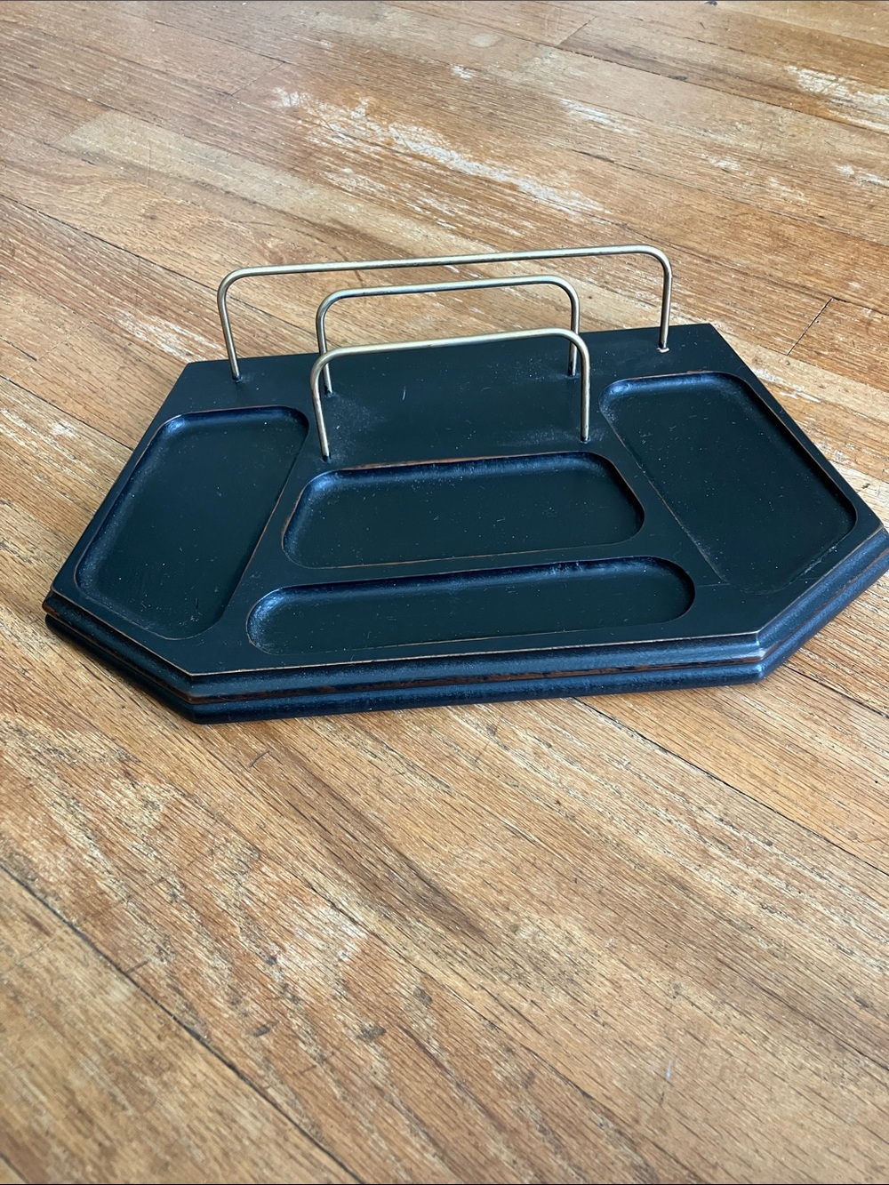 Entry Way Mail & Key Sorter